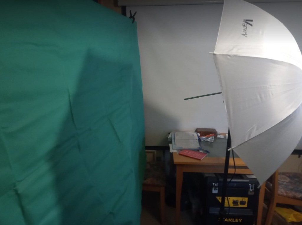 This image has an empty alt attribute; its file name is chroma-will-a.jpg